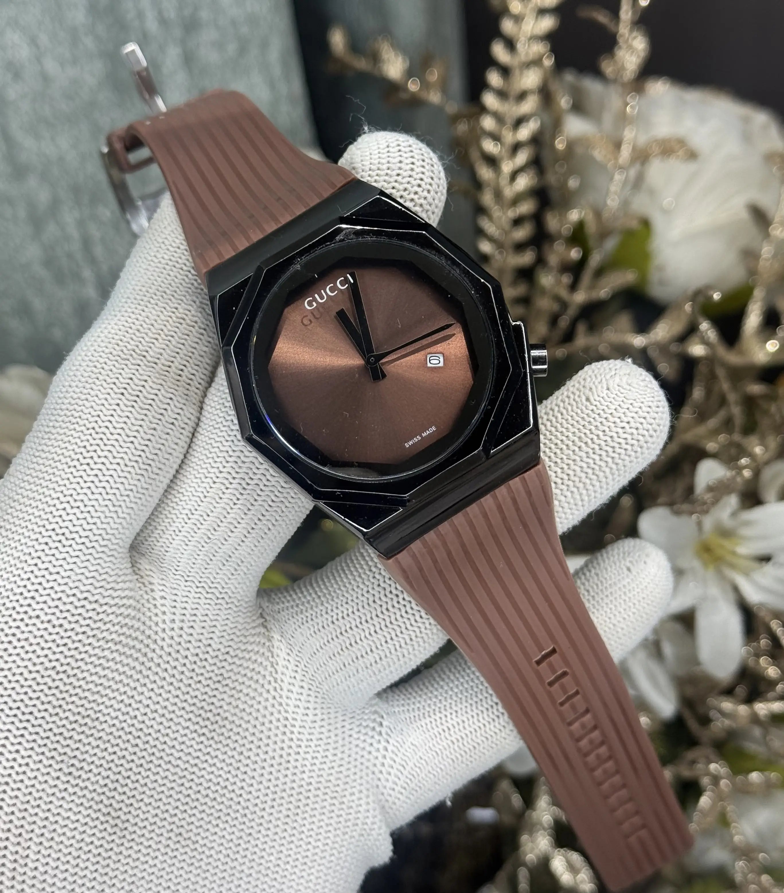 Gucc i All Brown Quartz Premium Watch Secondary image