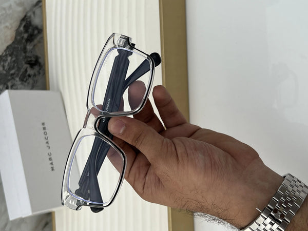 Marc_Jacobs_1117_transparent