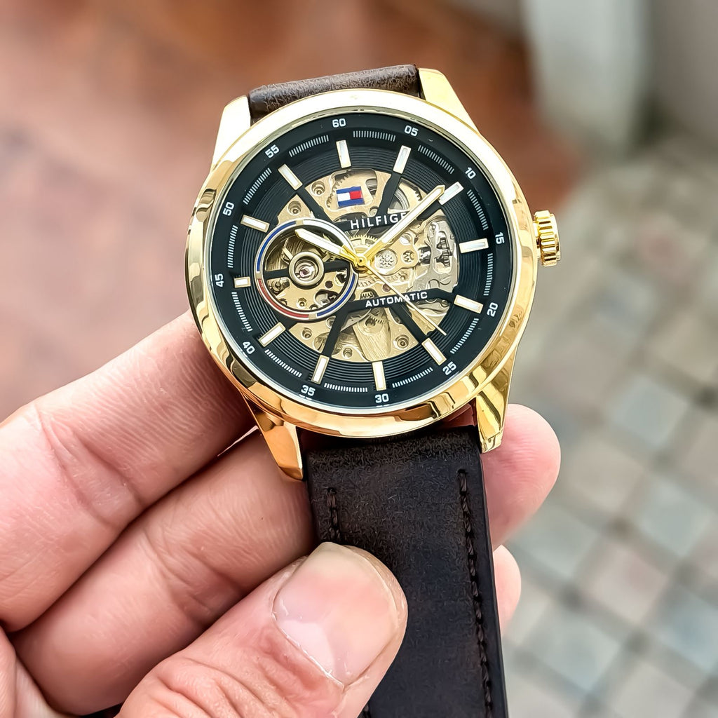 TOMMY_AUTO_LEATHER