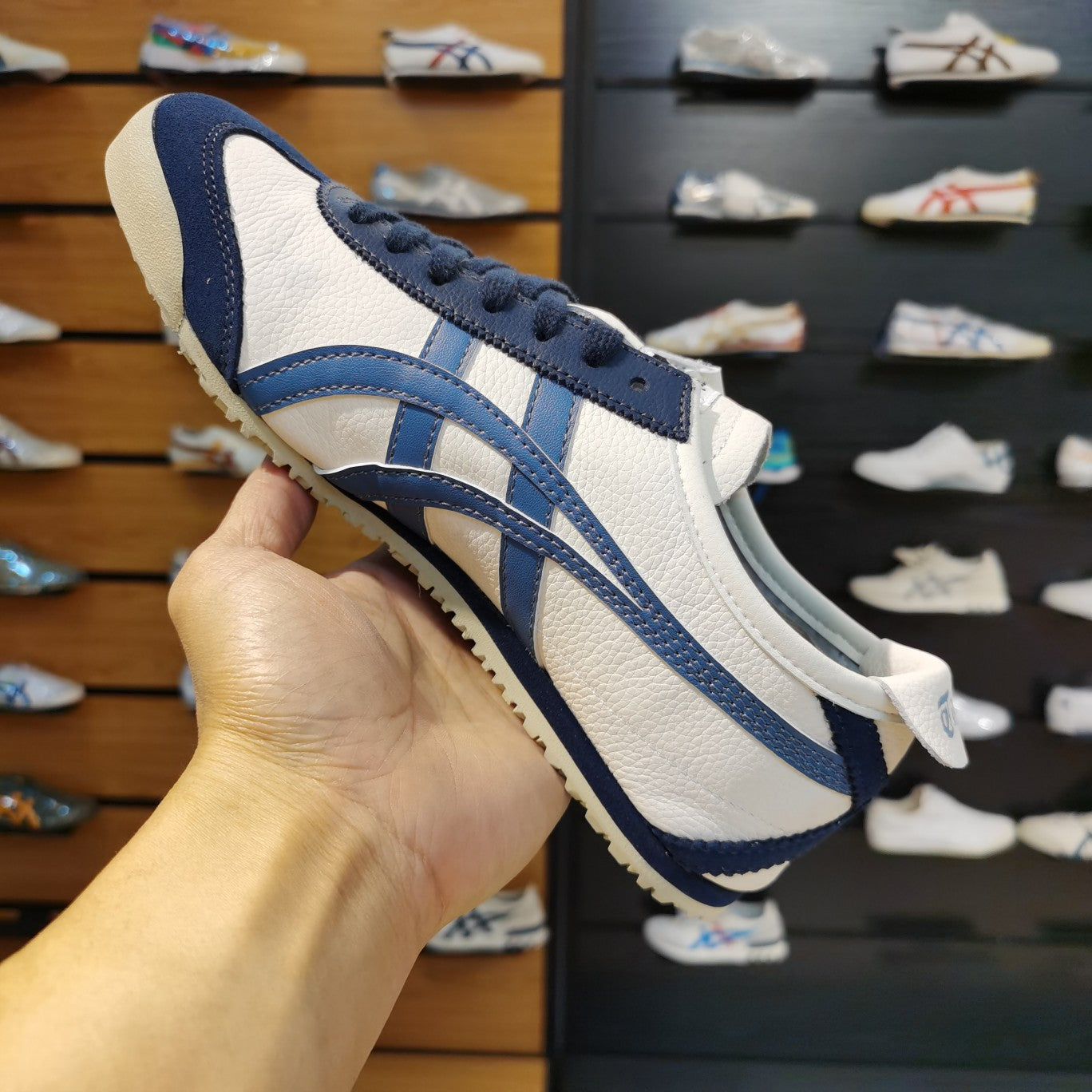Onitsuk_a Tiger Mexico 66 CreamGrey Floss Sneakers For Men