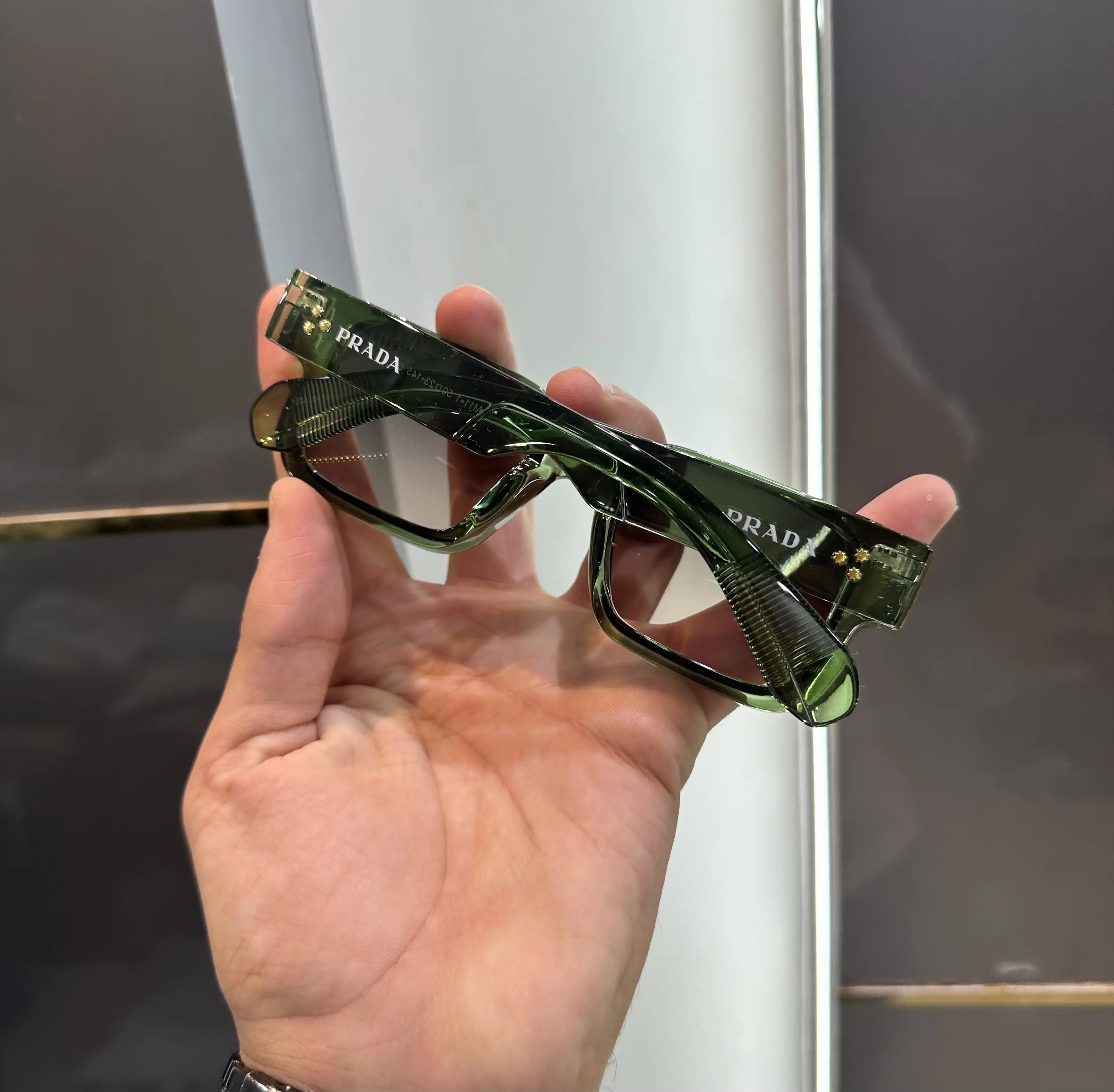 Prad a Green Shaded Lens Premium 111