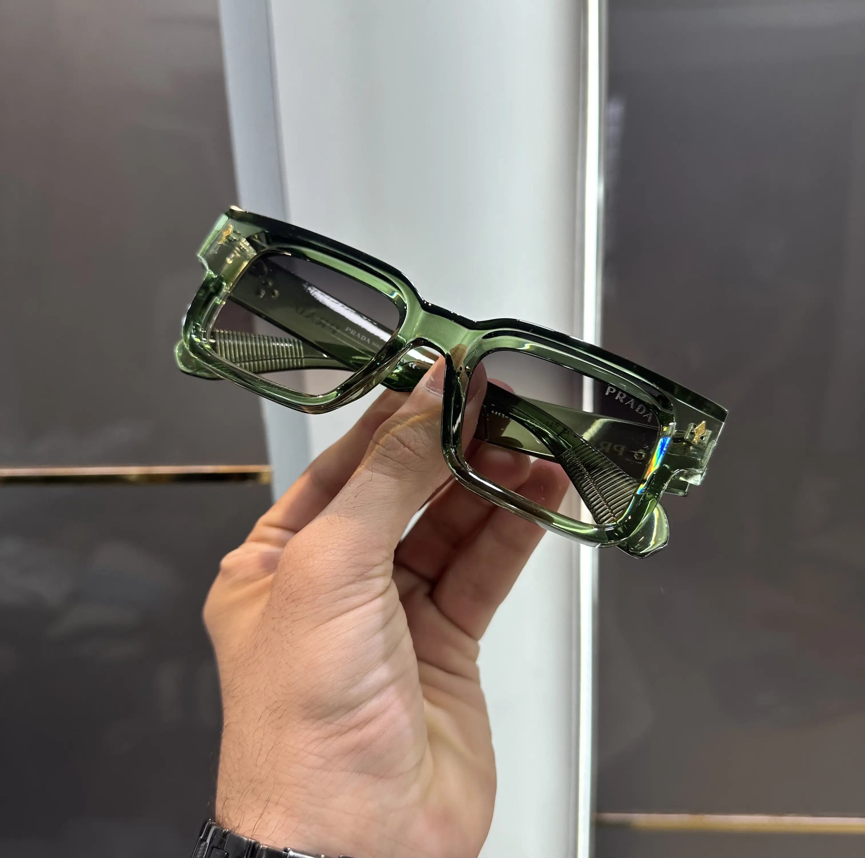 Prad a Green Shaded Lens Premium 111