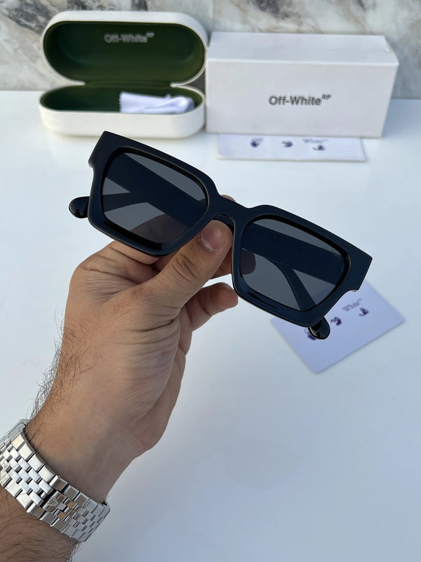 Off white black white