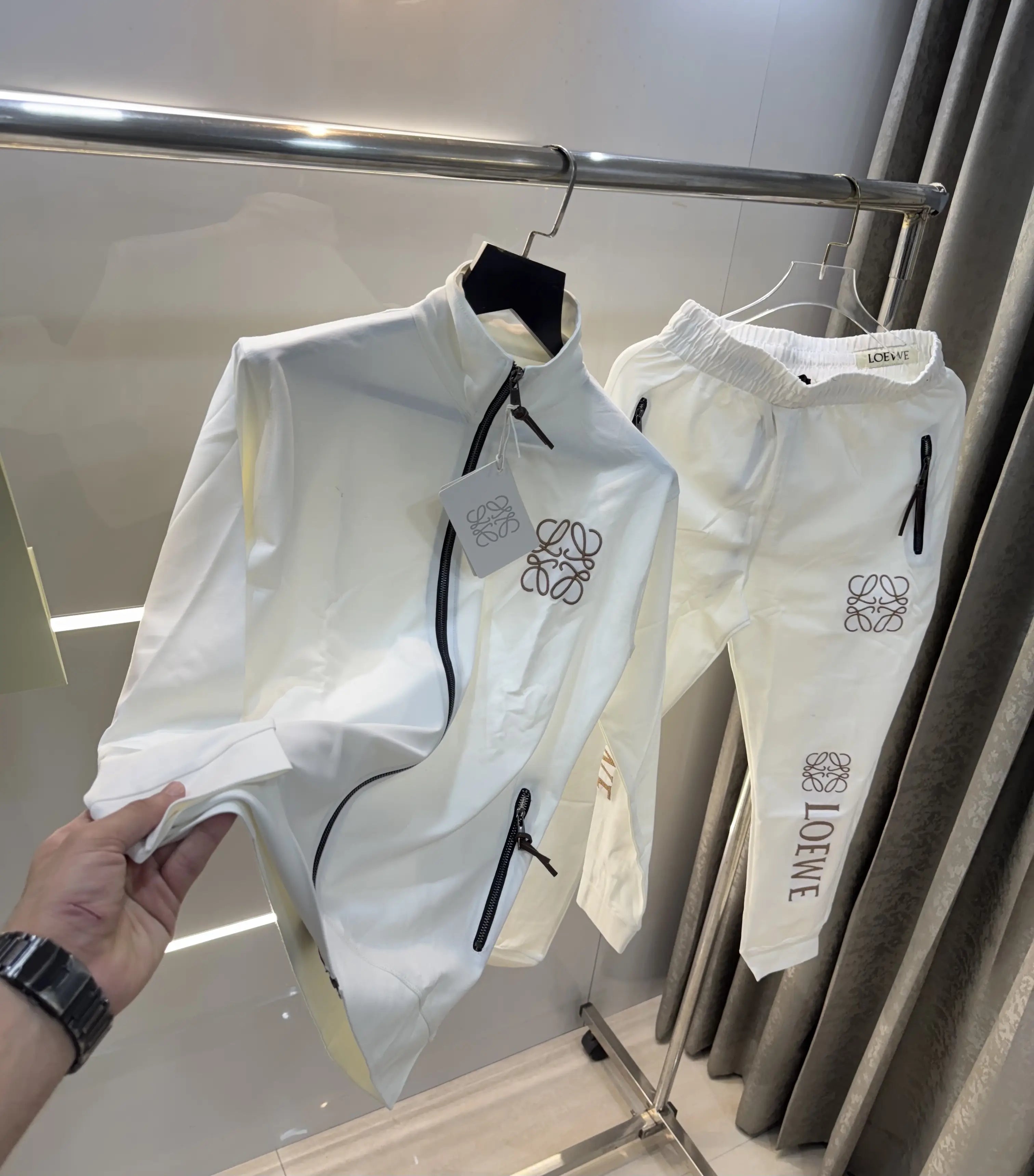 Loewe White Embroidery Logo Imported Tracksuit Main image