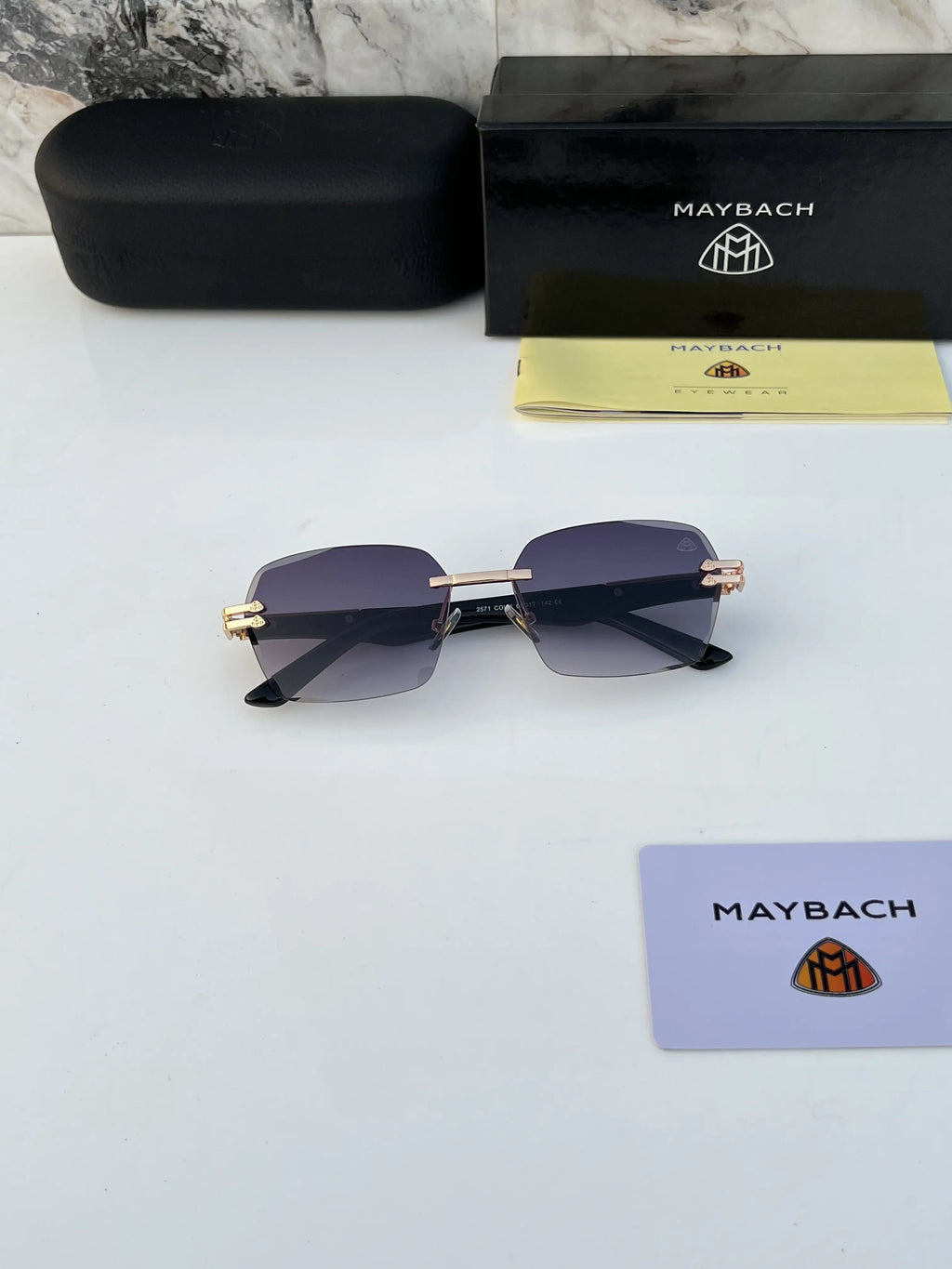 Maybach_2571_gold_black_shaded