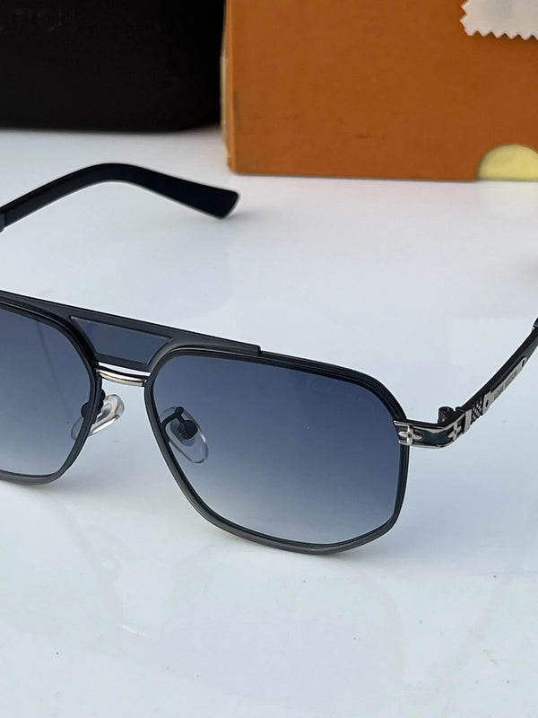 Louis_vuitton_2593_blue
