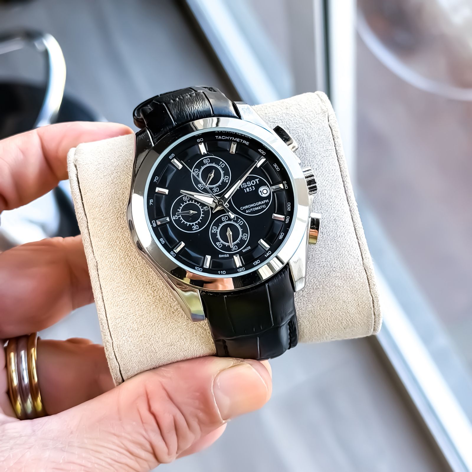 TISSOT_1853_SILVER-BLACK