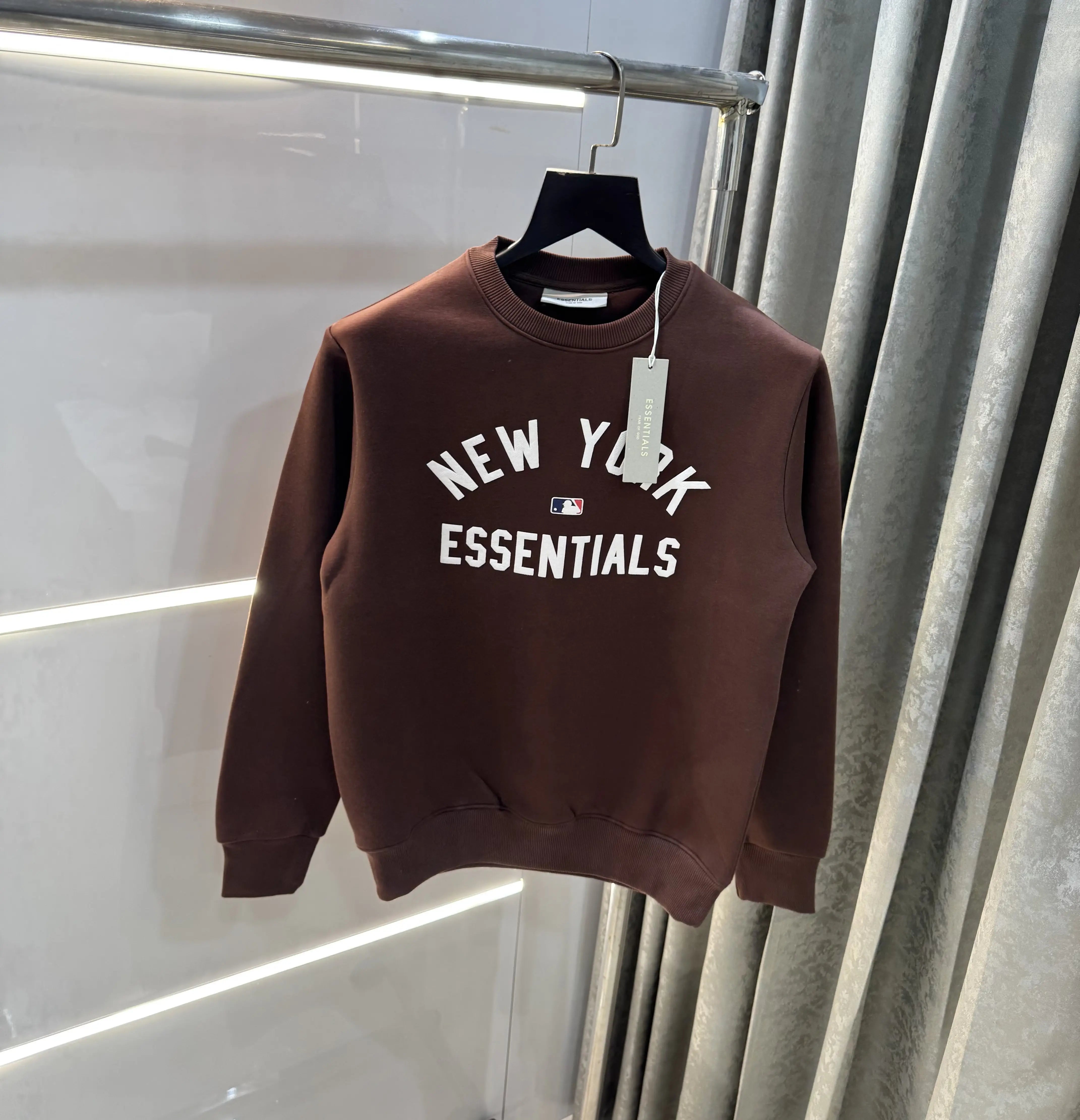 Essential New York Brown Imported Sweatshirt Secondary image