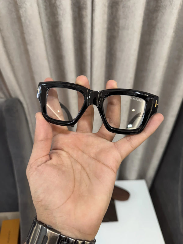 Tomfo_rd. Black Bobby Deol Premium Glasses 184