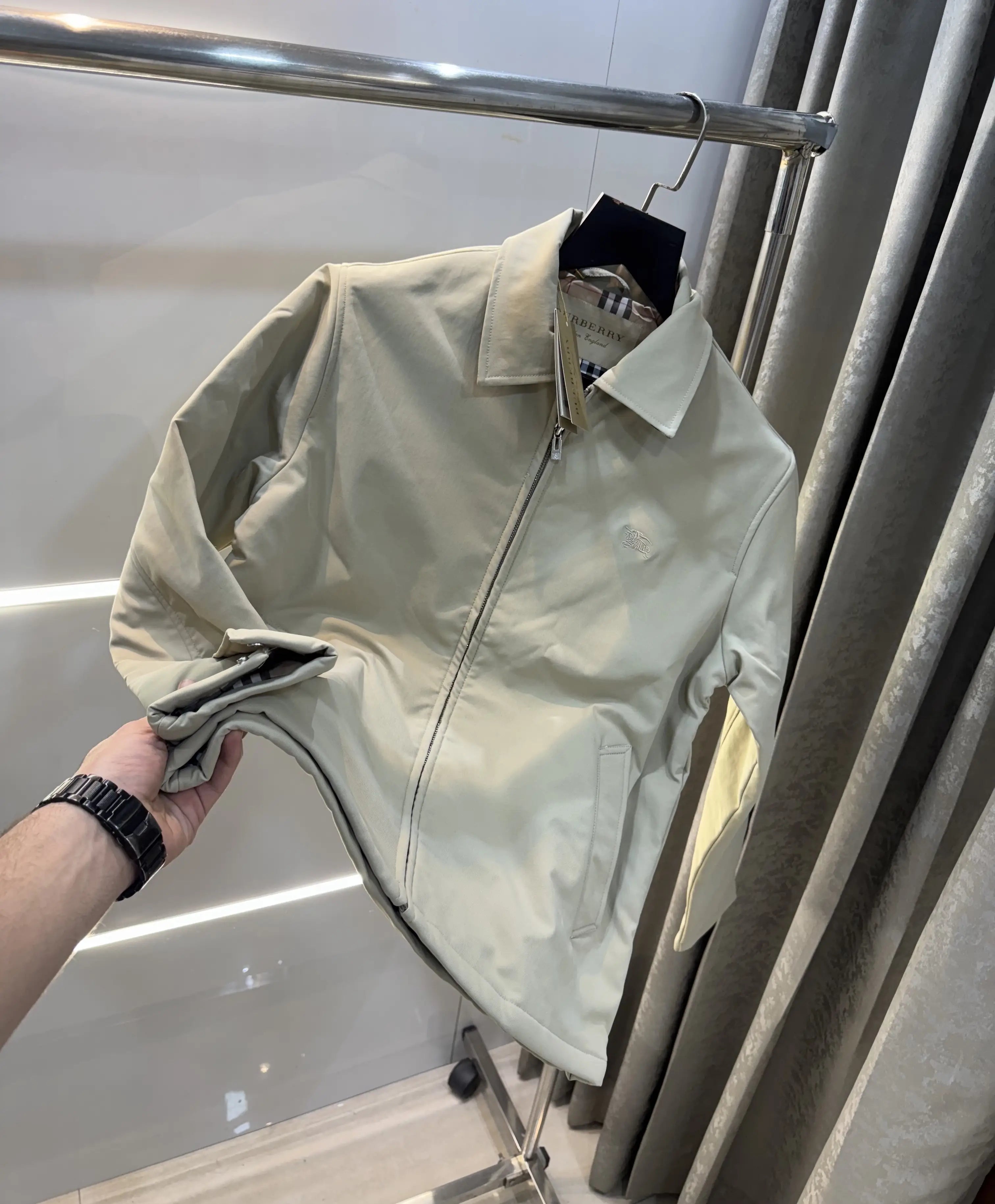Burberr y Cream Importerd Premium Bomber Jacket Secondary image