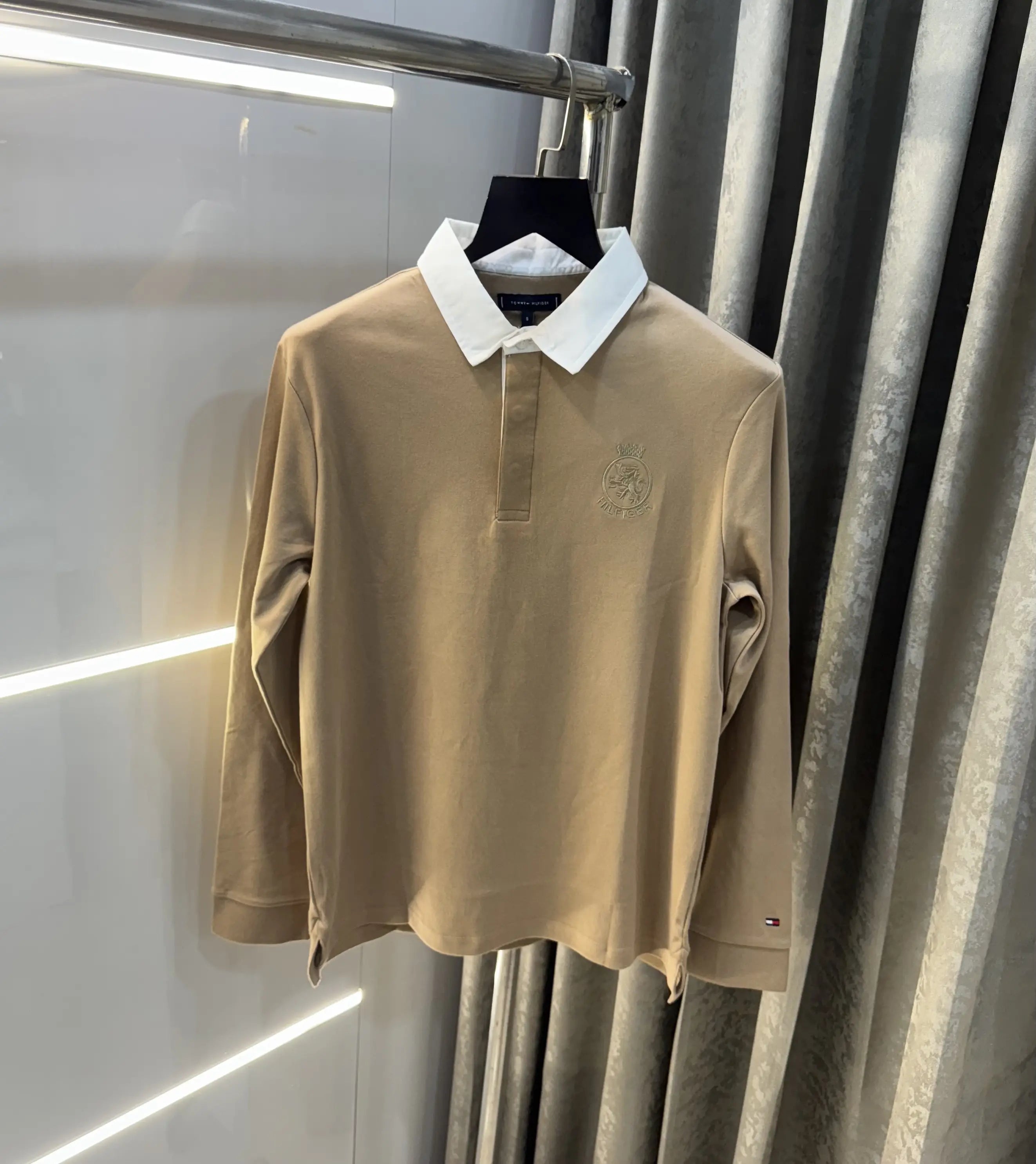 Tomm y Hilfiger Beige Embroidery Logo Premium Full Sleeve Polo T-Shirt Main image