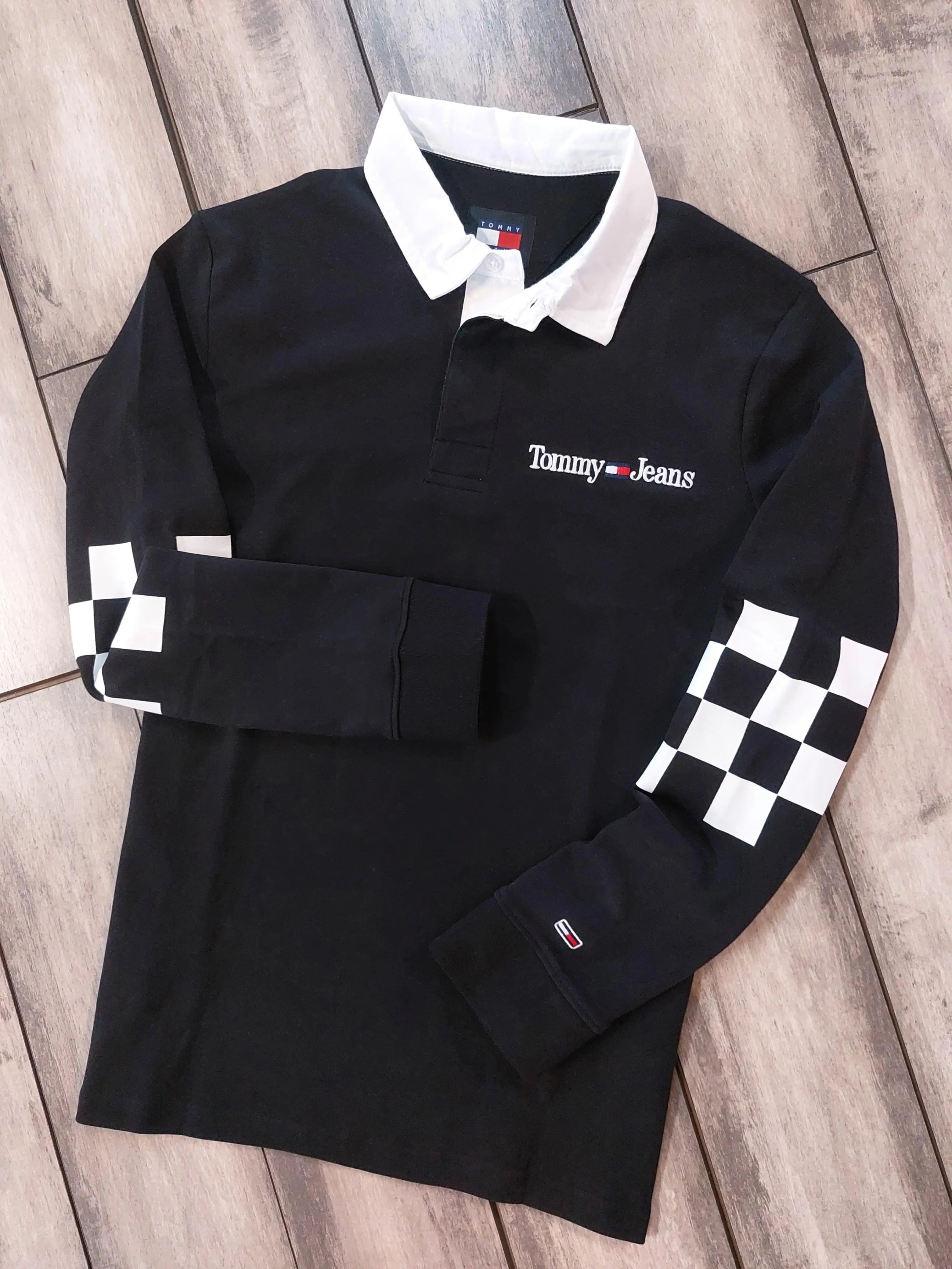 Tomm y Hilfiger Black Embroidery Logo Premium Full Sleeve Polo T-Shirt