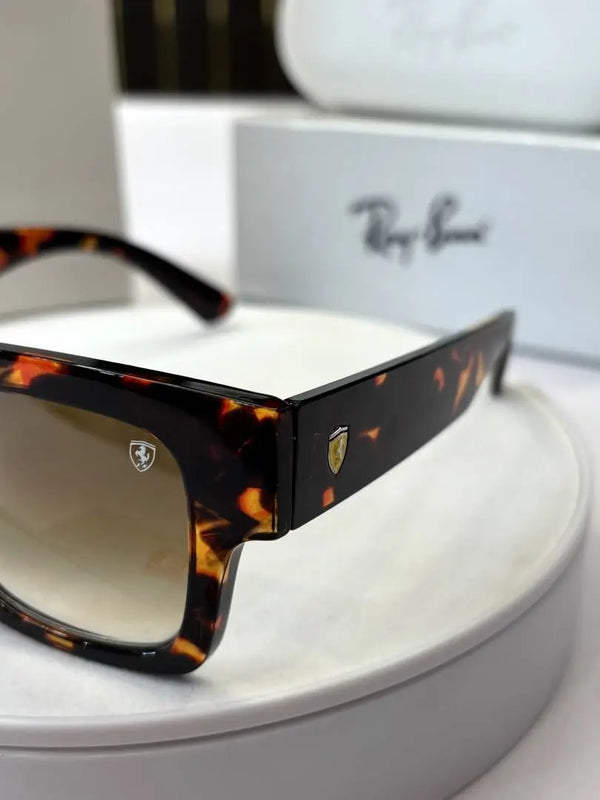 _Rayban_4415_tiger_brown