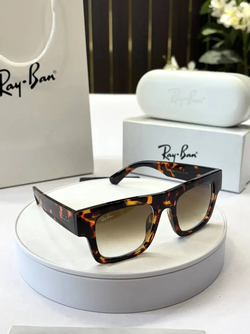 _Rayban_4415_tiger_brown