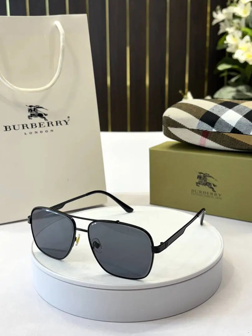 _Burberry_1099_blk Main image