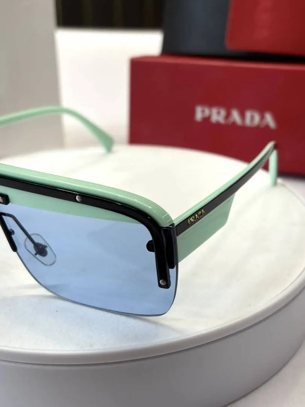 _Prada_13_aqua_