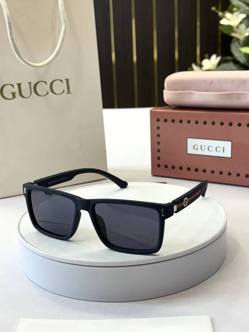 _Gucci_8949_