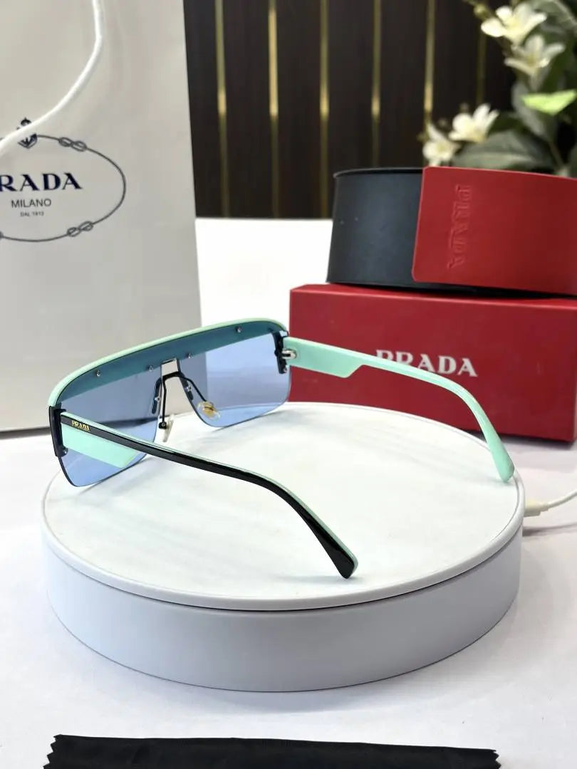 _Prada_13_aqua_