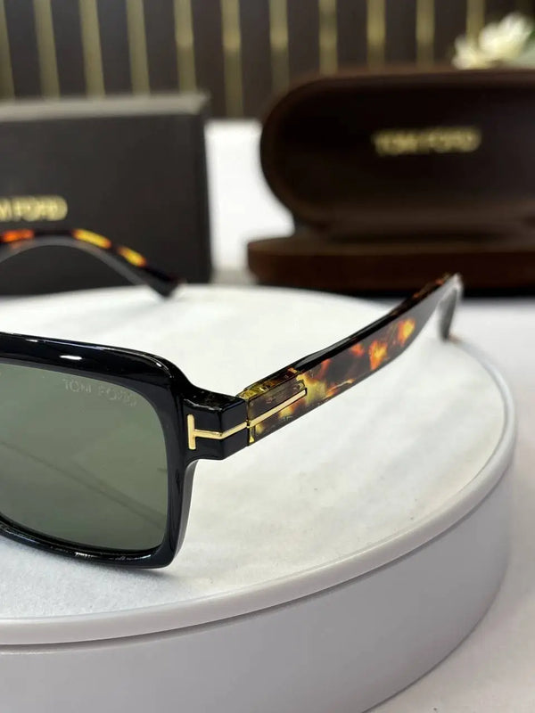 _Tom_ford_M11-46_