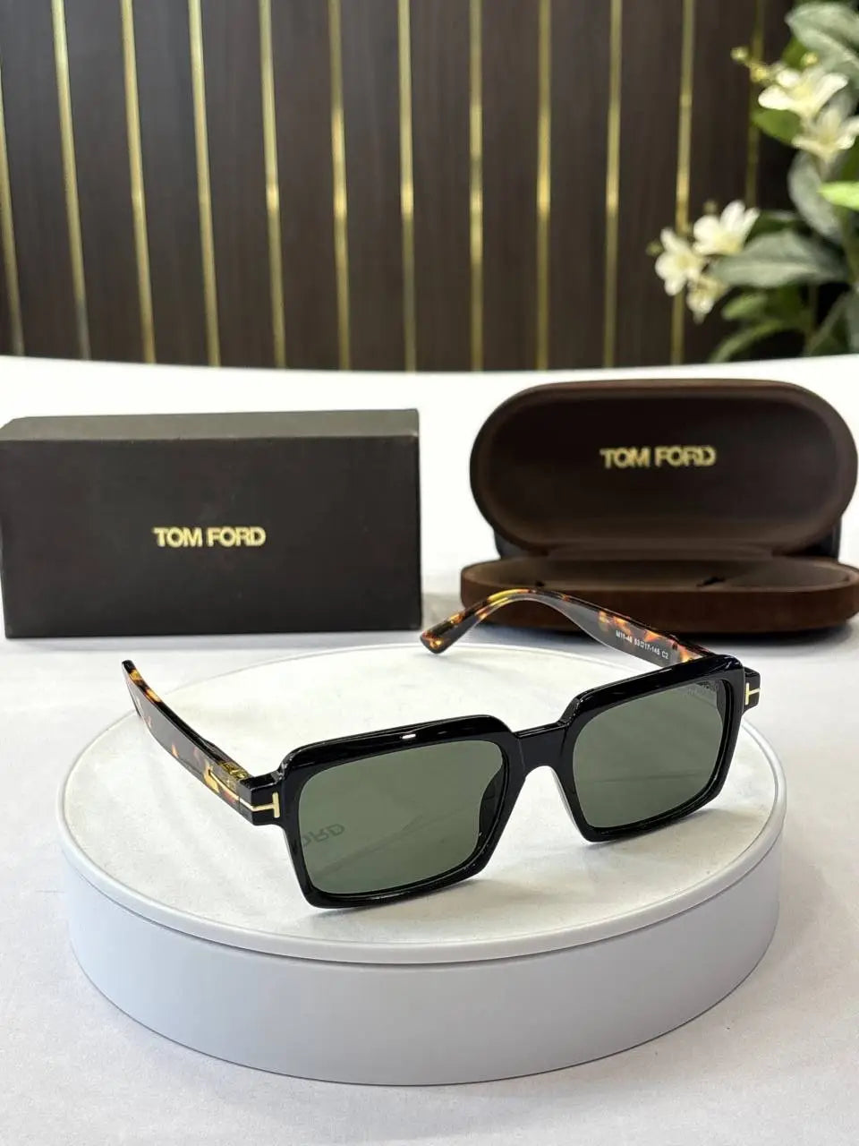 _Tom_ford_M11-46_