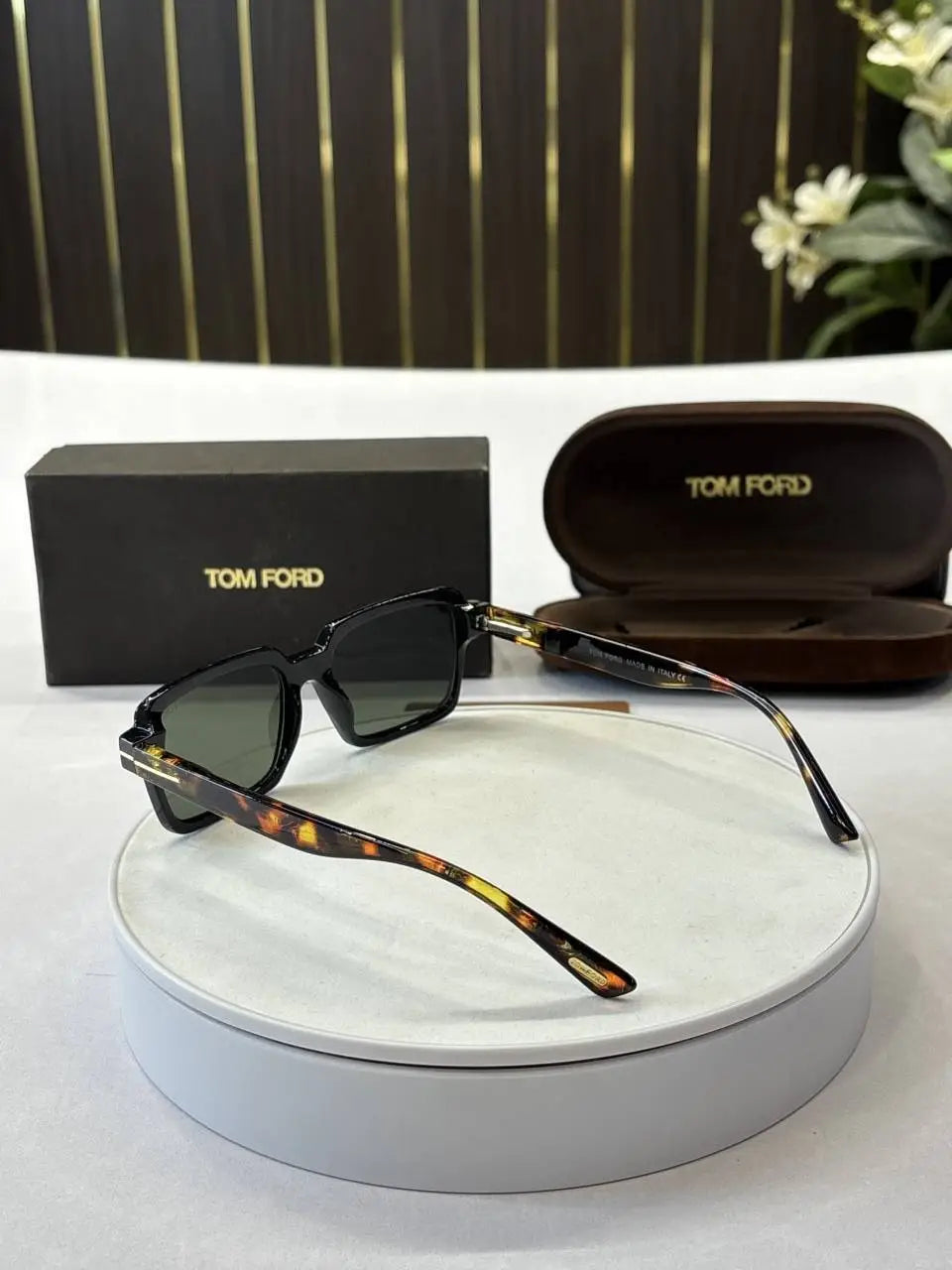 _Tom_ford_M11-46_