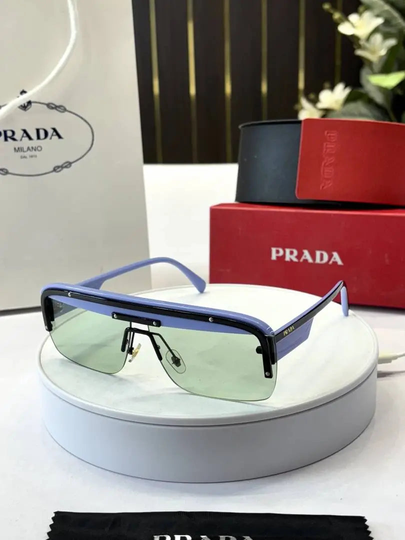 _Prada_13_green