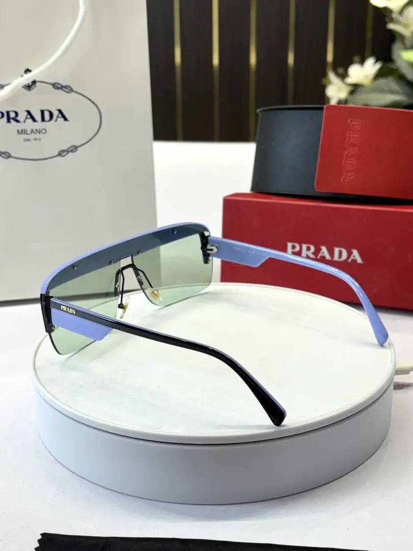 _Prada_13_green