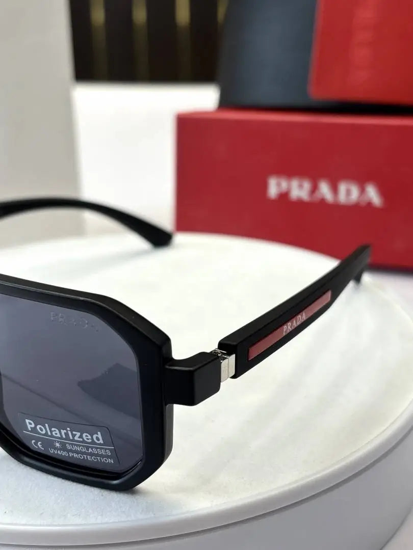 _Prada_8955_