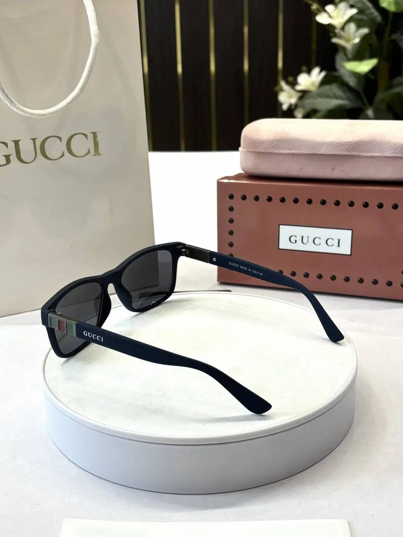 _Gucci_8081_blue