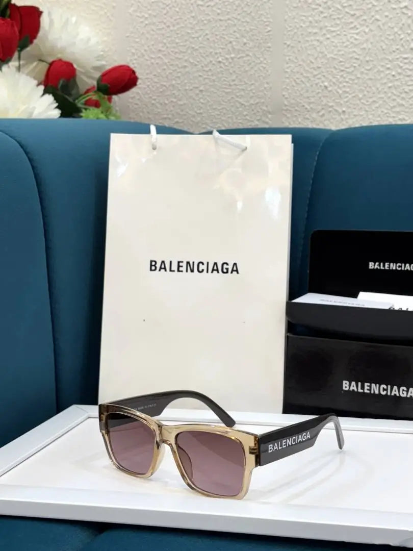 _Balenciaga_9182_ Main image