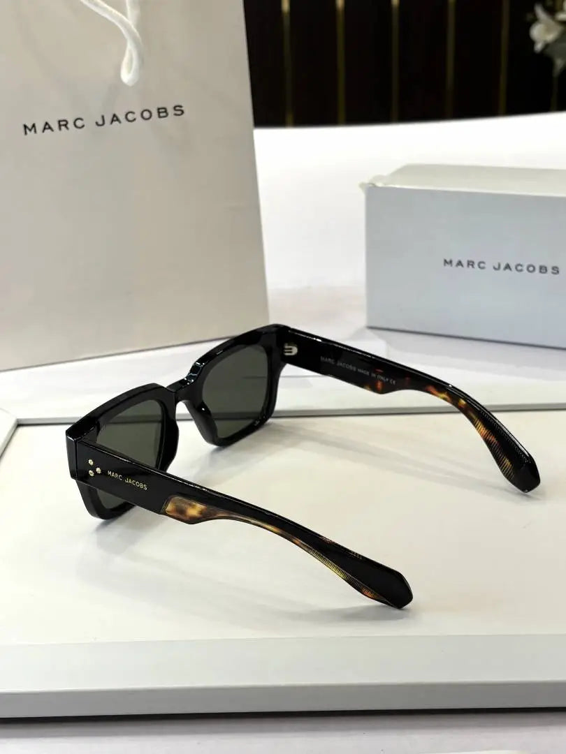 _Marc_jacobs_M11-26_tiger_green