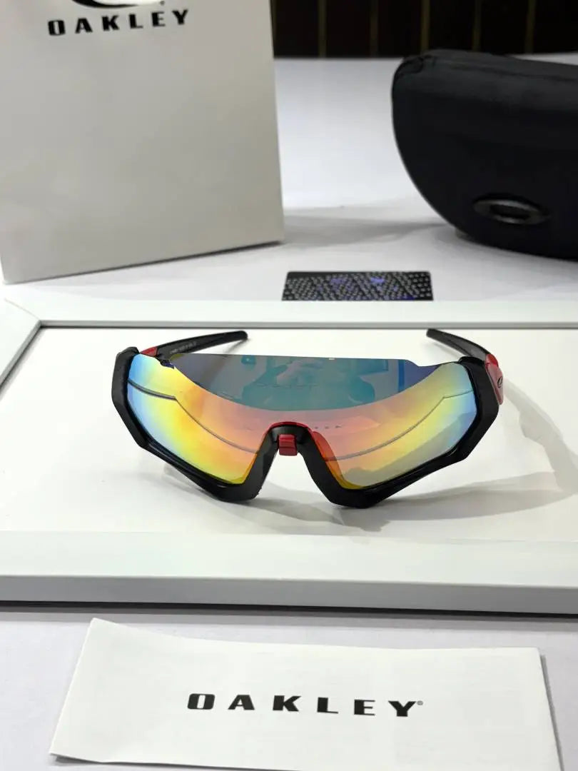 _Oakley_94001_
