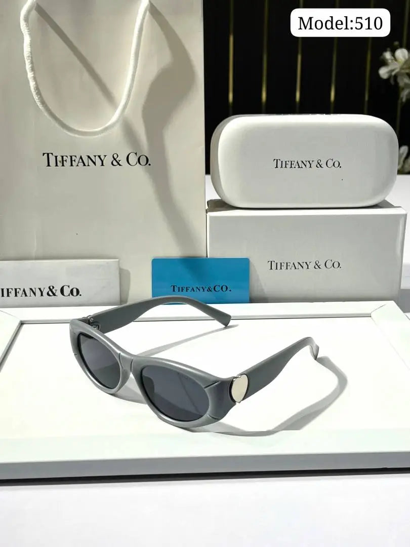 _Tiffany_510_for_her Main image