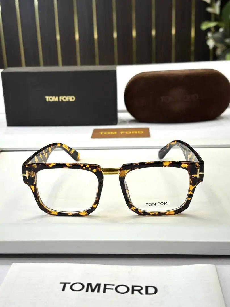 _Tom_ford_01_printed_frame_