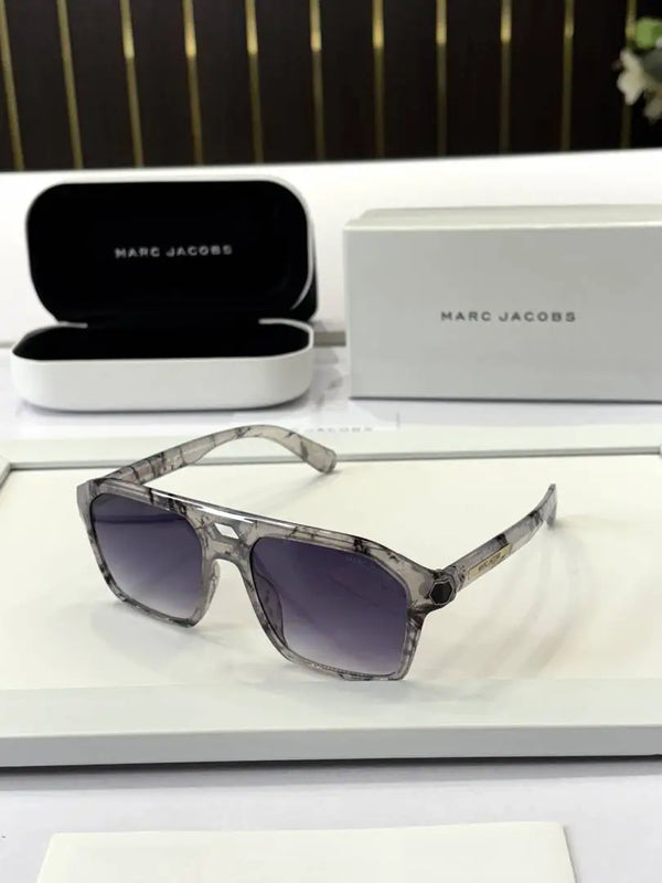 _Marc_jacobs_2343_gray_marble