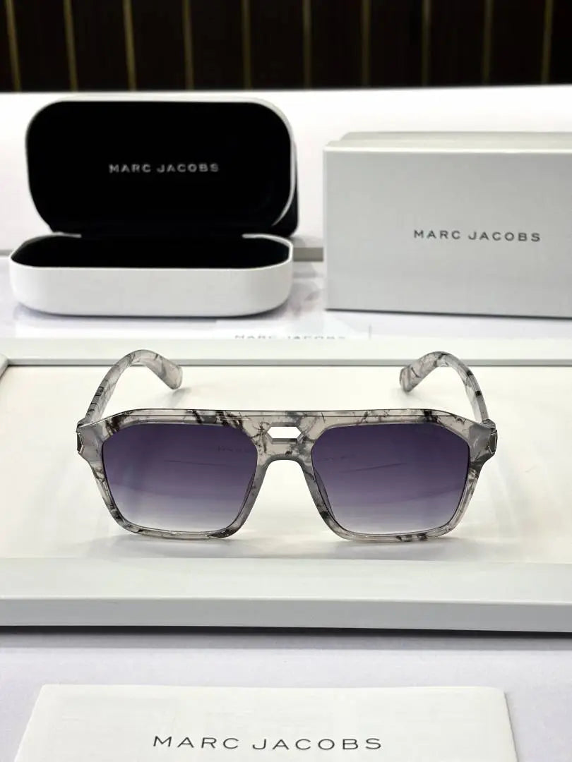 _Marc_jacobs_2343_gray_marble