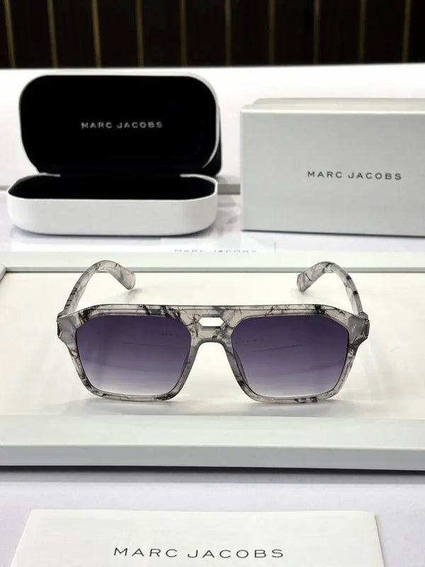 _Marc_jacobs_2343_gray_marble