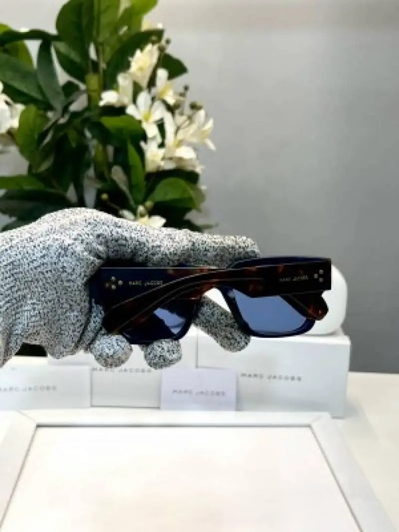 _Marc_jacobs_M1126_tiger_blue