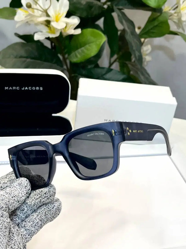 _Marc_jacobs_M1126_