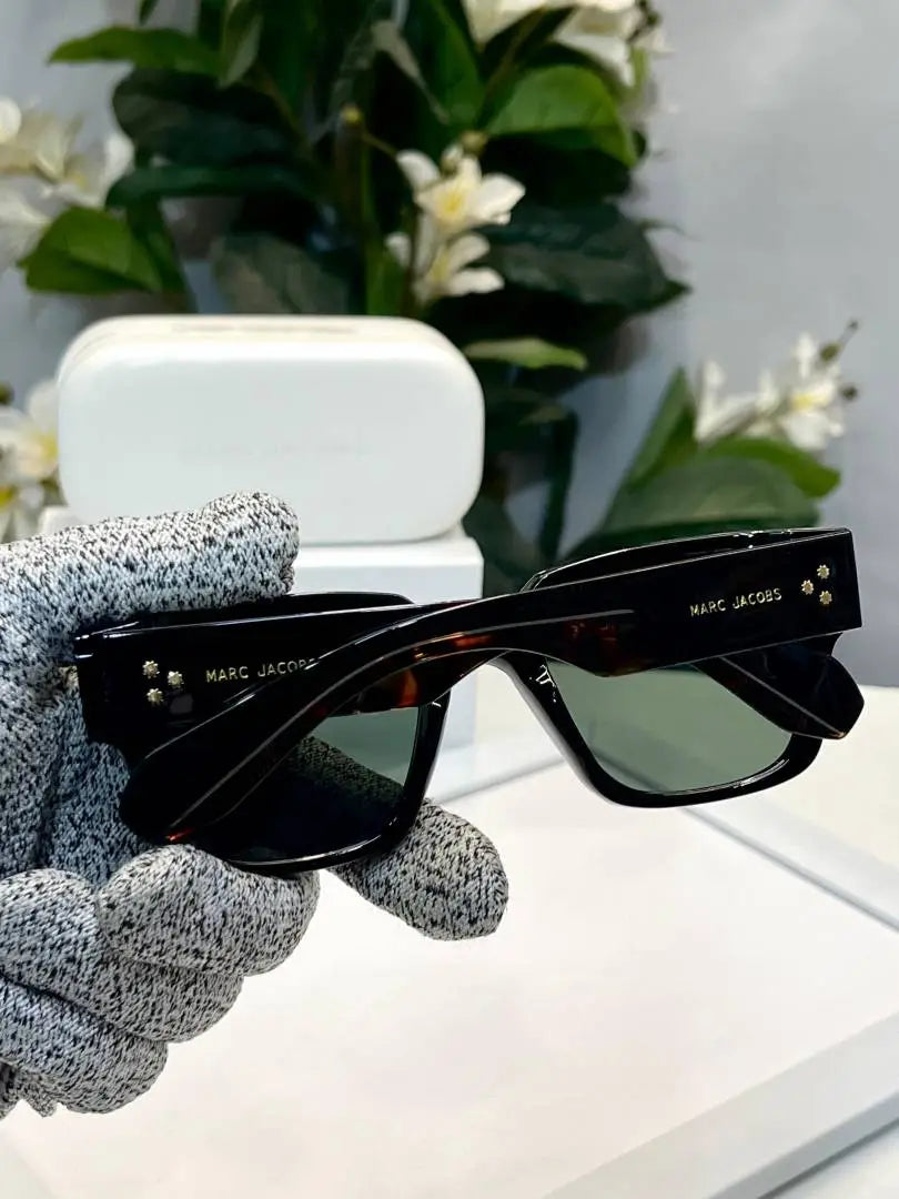 _Marc_jacobs_M1126_tiger_green