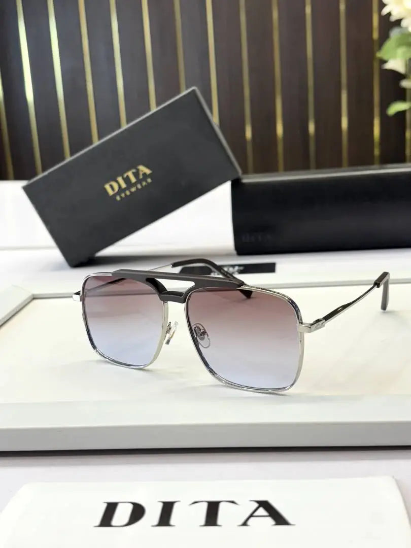 Dita_401_ Main image