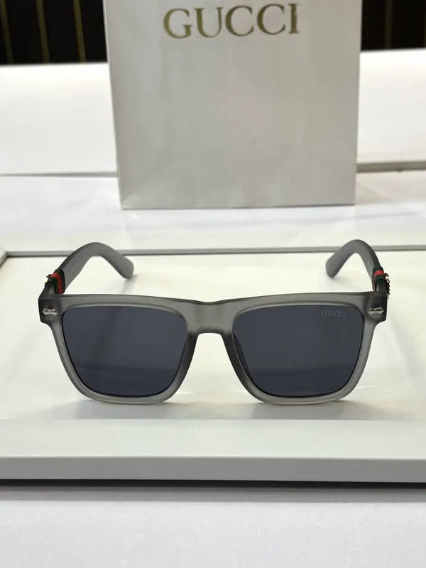_Gucci_1390_grey