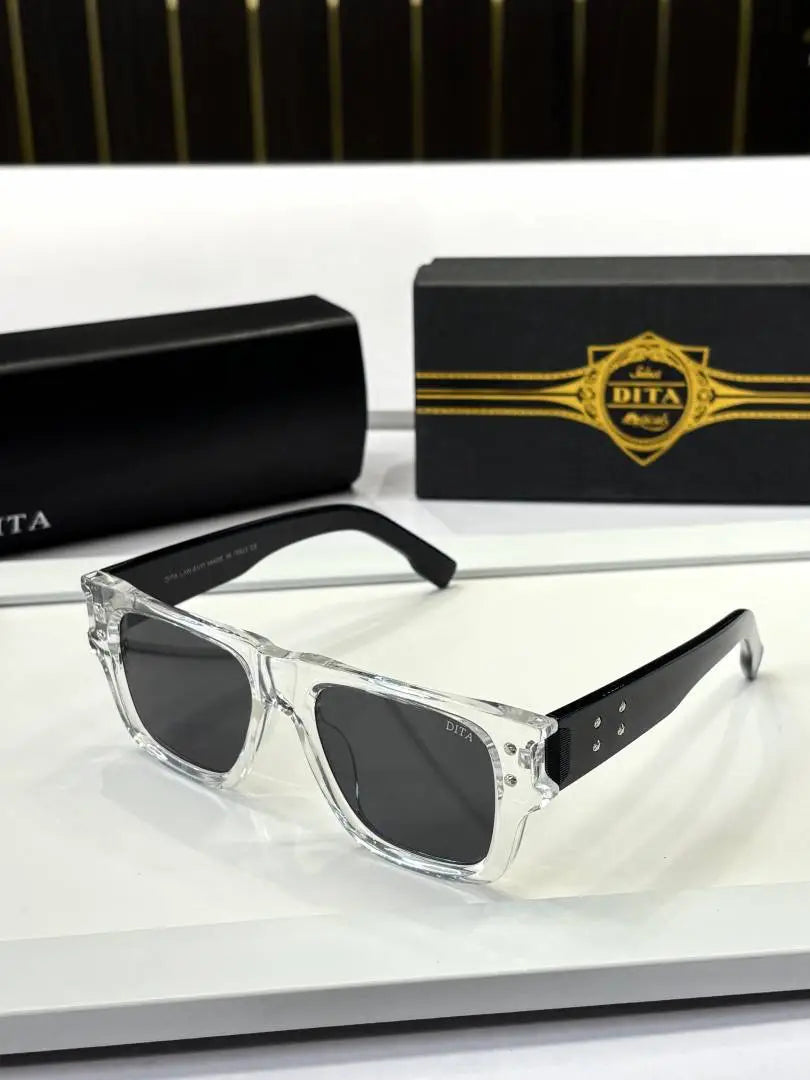 _Dita_0125_transparent_blk Main image