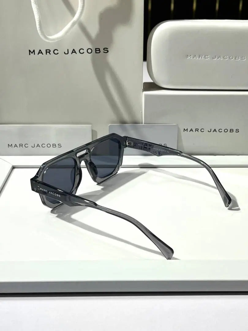 _Marc_jacobs_3753_