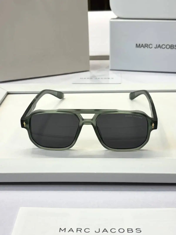 _Marc_jacobs_M11-33_