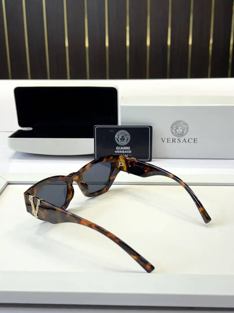 _Versace_601_