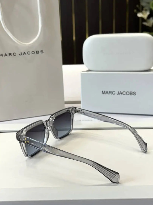 _Marc_jacobs_M11-6_