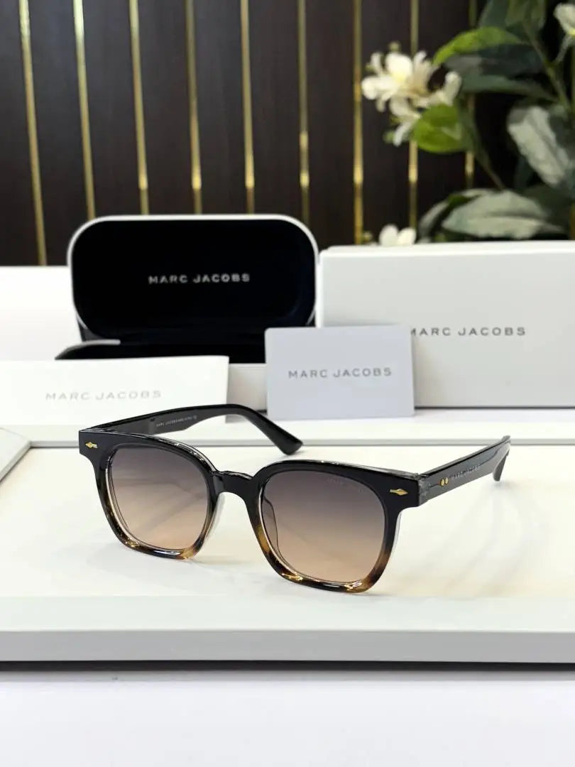 _Marc_jacobs_M11-14_brown_blk