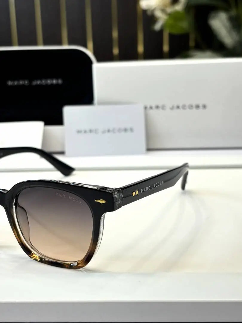 _Marc_jacobs_M11-14_brown_blk