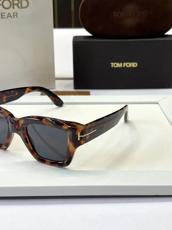 _Tom_ford_603_